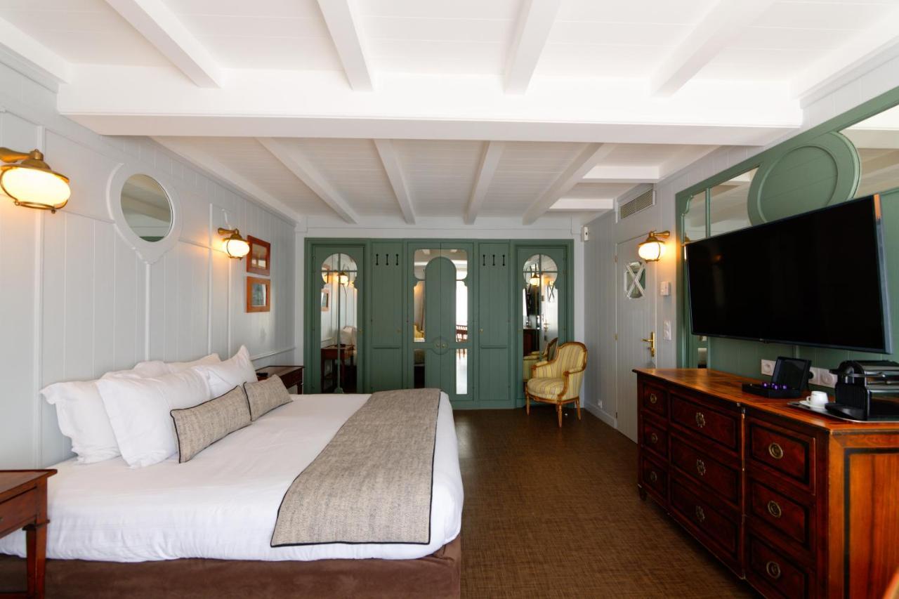 Hr Hotel-Restaurant & Spa Marin ลาฟร็อตต์ ภายนอก รูปภาพ A room at the hotel